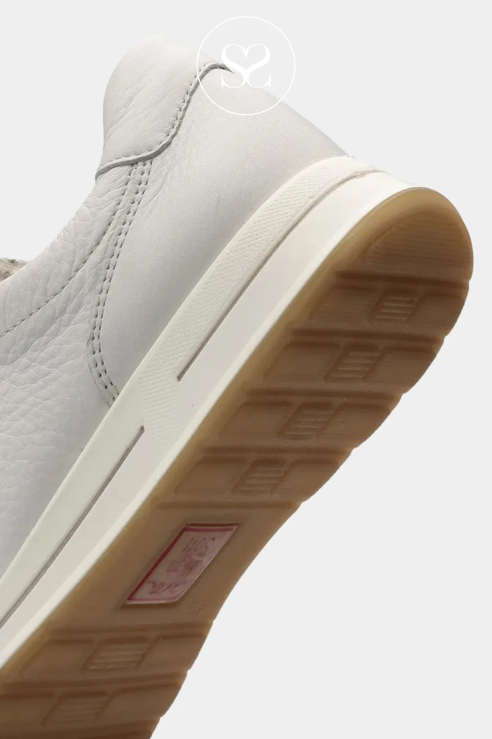 ARA 12-24801 CREAM LEATHER WEDGE TRAINERS