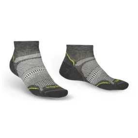 Bridgedale Men's Ultralight T2 Coolmax Performance Hike Low Socks (Graphite)