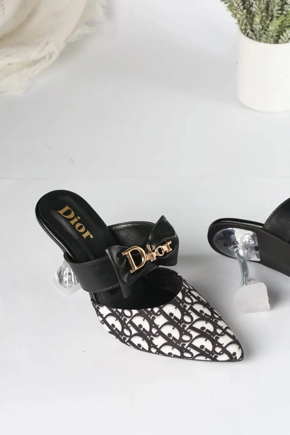 DIOR CASUAL HEEL PUMPS - BLACK