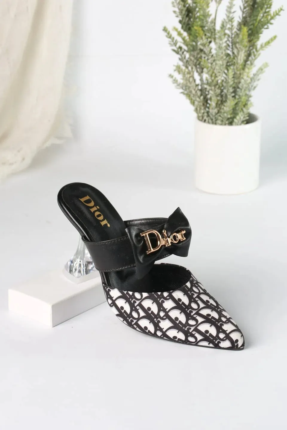 DIOR CASUAL HEEL PUMPS - BLACK