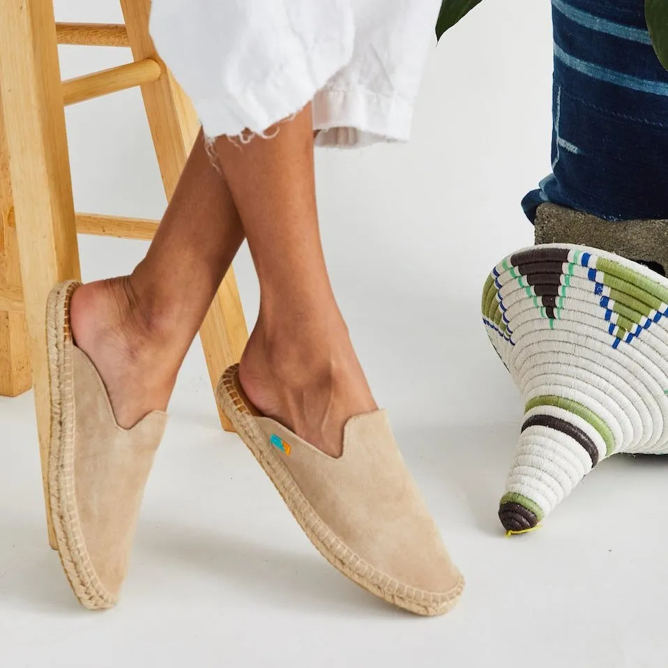 Lamu Mule - Sand