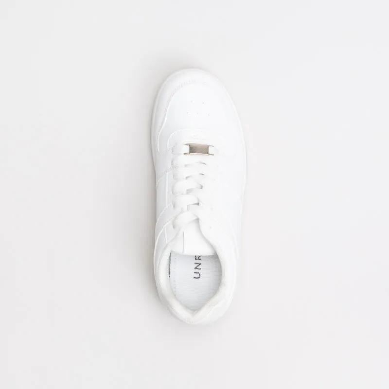 Unreal Women Classic Court Sneaker _ 148301