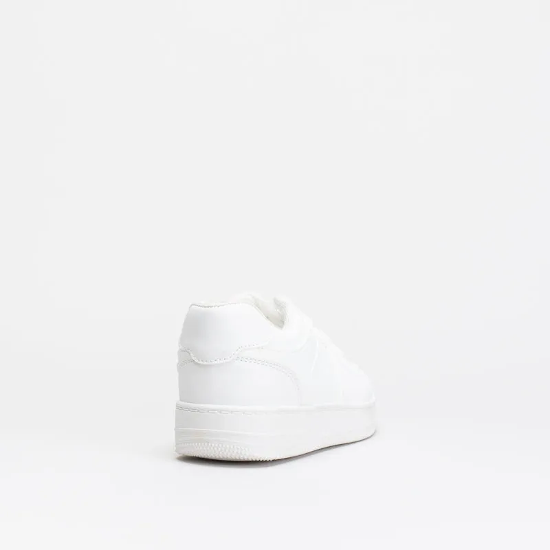 Unreal Women Classic Court Sneaker _ 148301