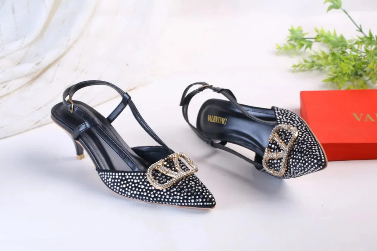 VLOGO SIGNATURE PUMPS - BLACK (SILVER)