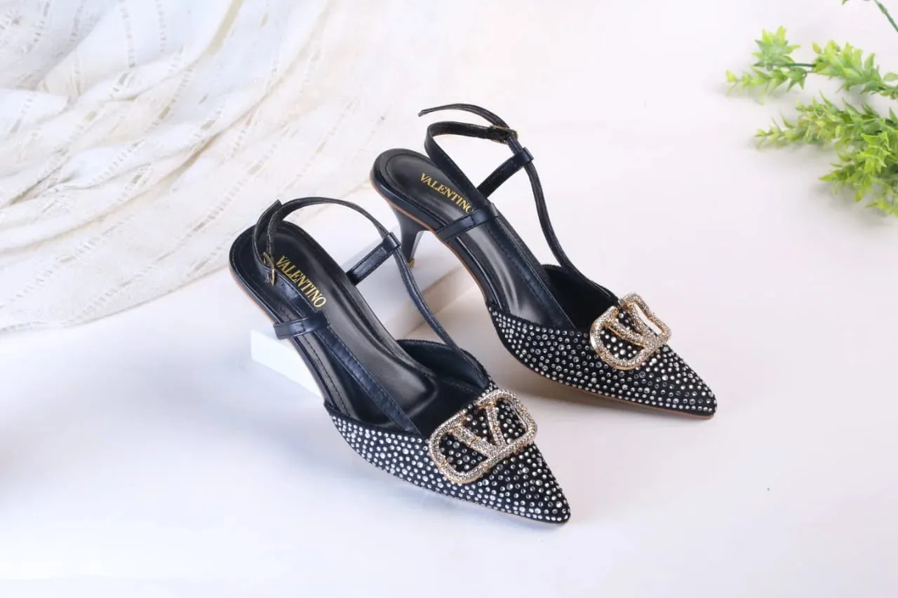 VLOGO SIGNATURE PUMPS - BLACK (SILVER)