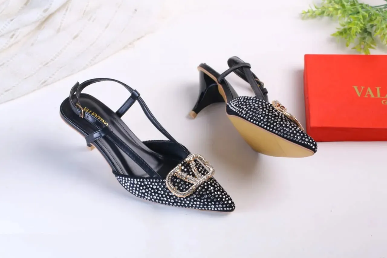 VLOGO SIGNATURE PUMPS - BLACK (SILVER)