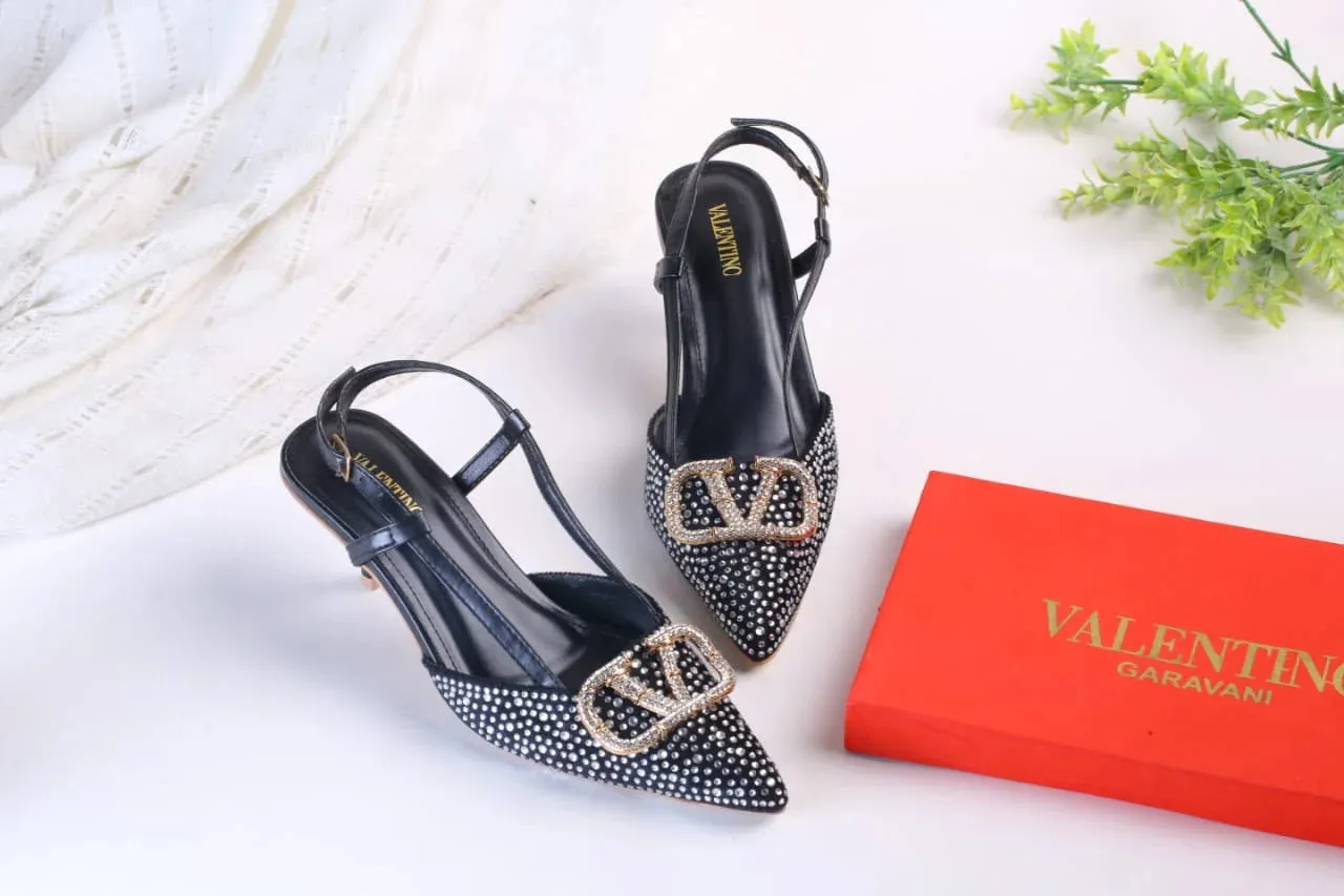 VLOGO SIGNATURE PUMPS - BLACK (SILVER)