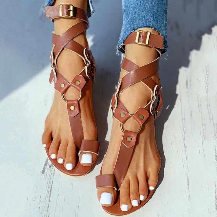 Women flat clip toe criss strap buckle gladiator sandals
